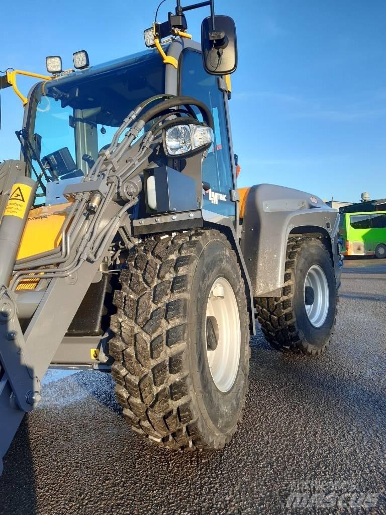 LM Trac 587 Utiliteitsmachines