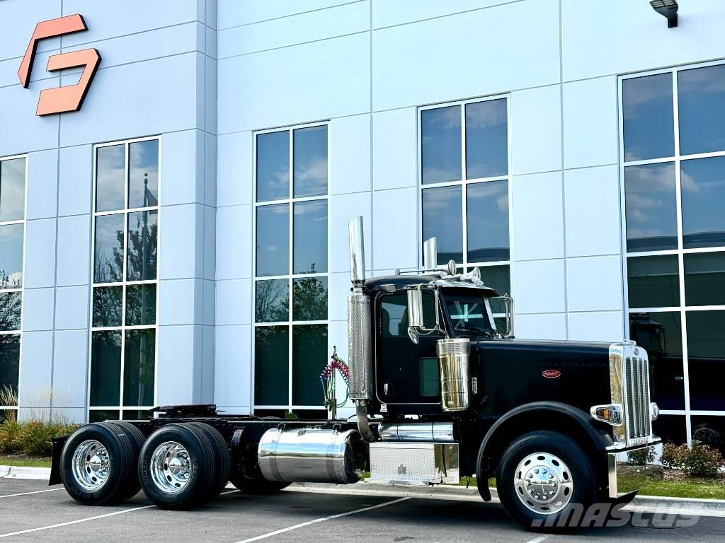 Peterbilt 388 Trekkers