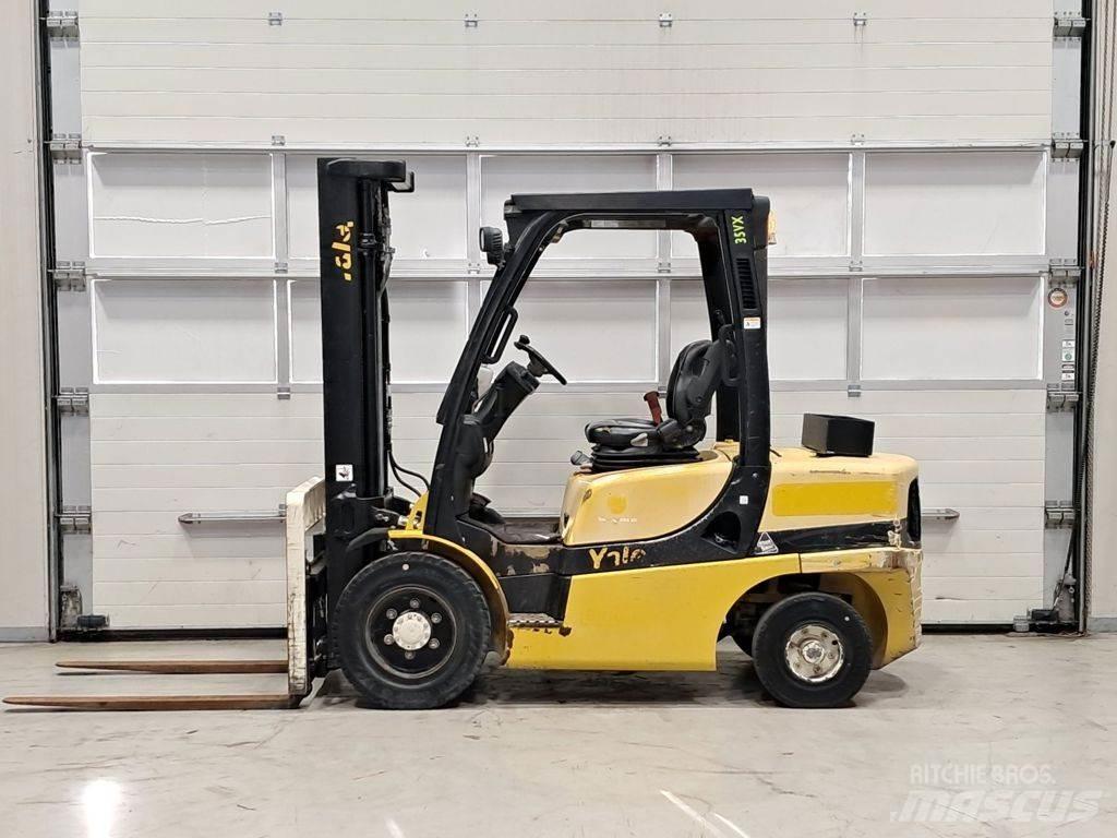 Yale GDP35VX Diesel heftrucks