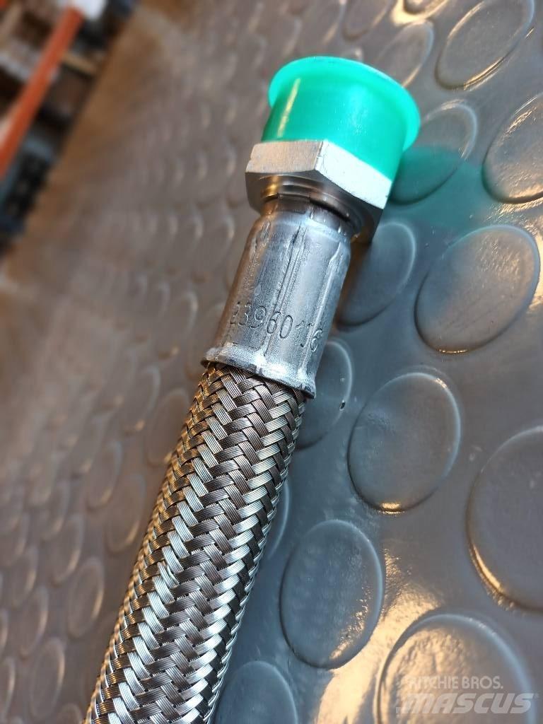 Volvo HOSE 23960136 Transport - Anderen