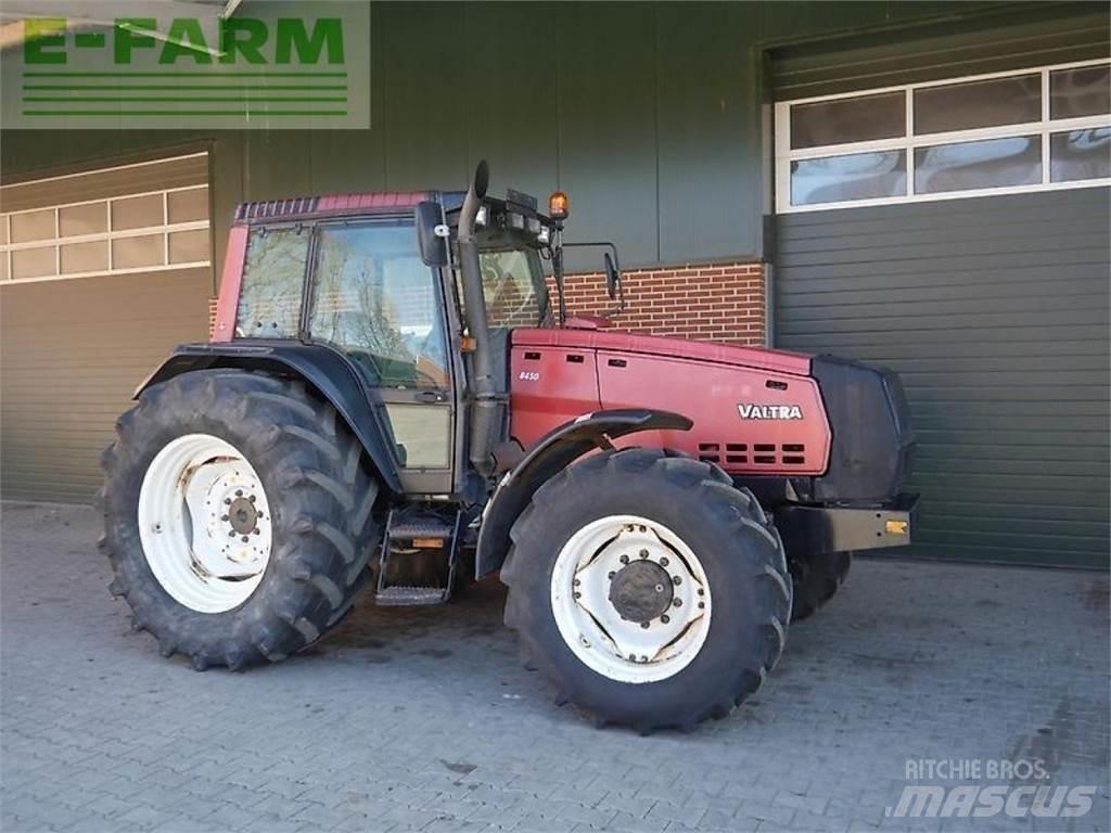 Valtra 8450 Tractoren