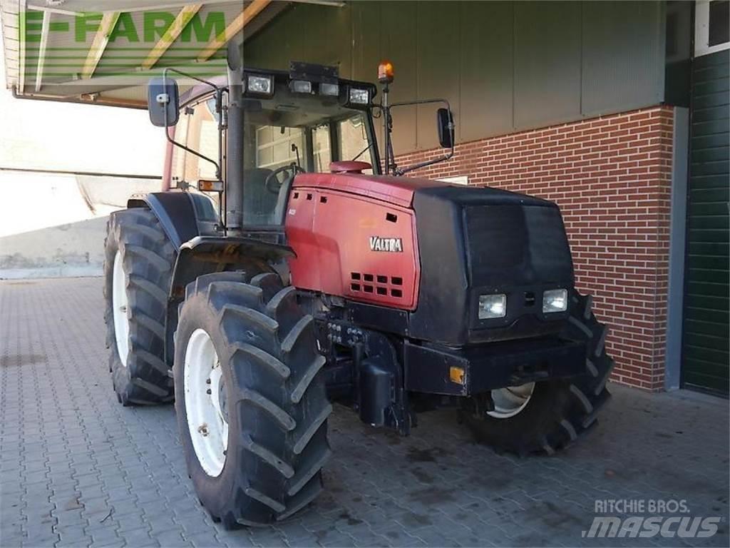 Valtra 8450 Tractoren