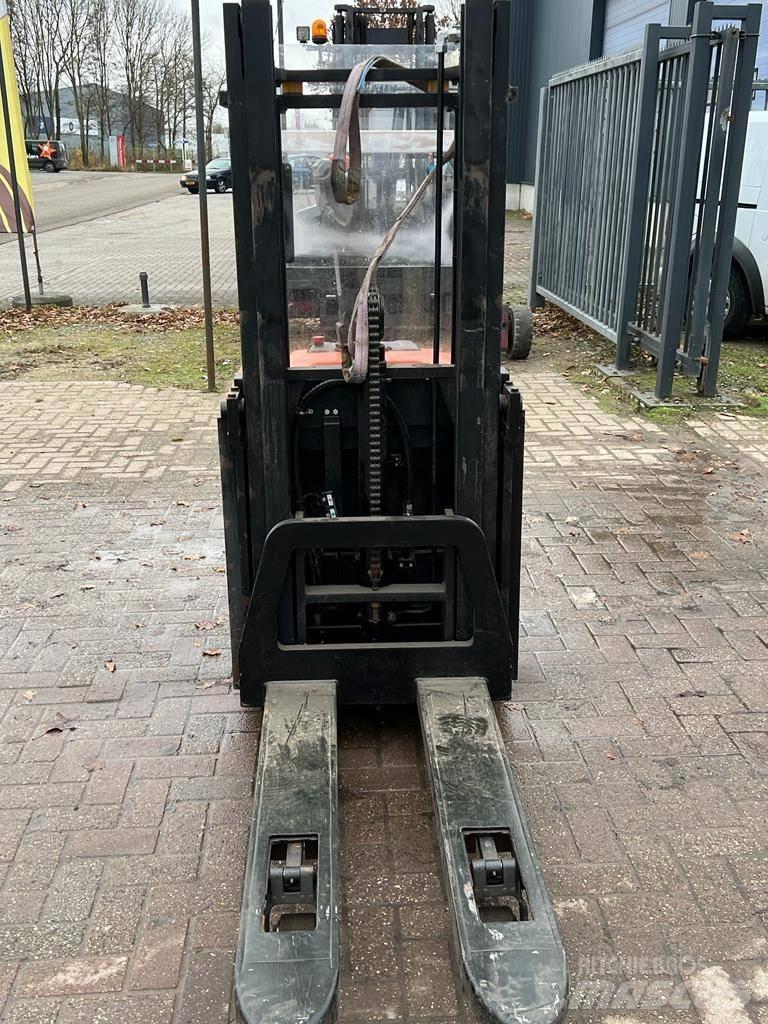 BT SPE 125 Stapelaar meeloop