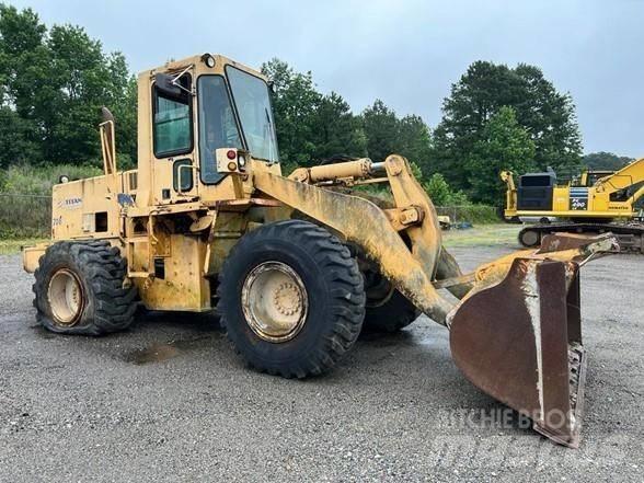 Komatsu WA 320-1 Wielladers