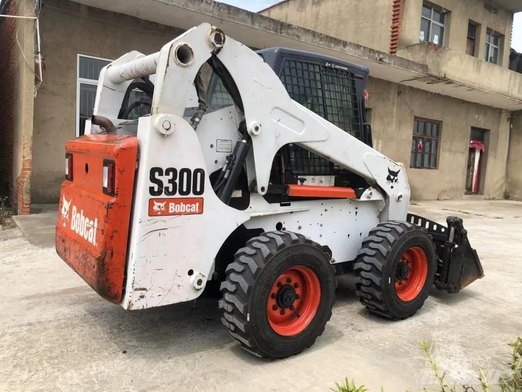 Bobcat S 300 Schrankladers