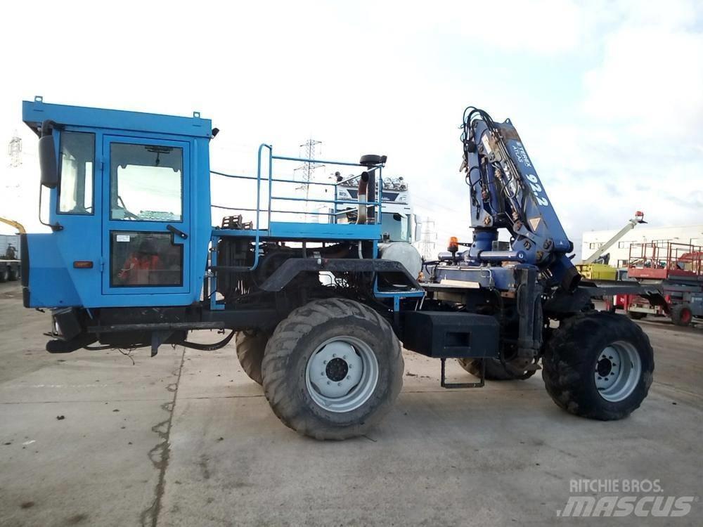 Mercedes-Benz Unimog Vlakke laadvloer met kraan