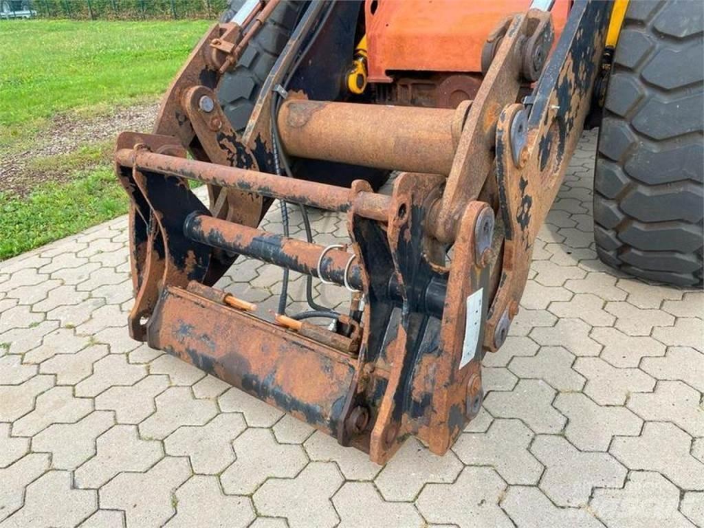 JCB 426E AGRI HT Wielladers
