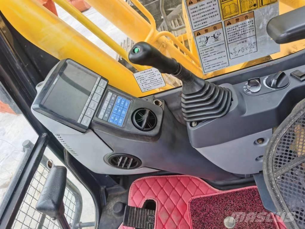 Komatsu PC 200-8 Rupsgraafmachines