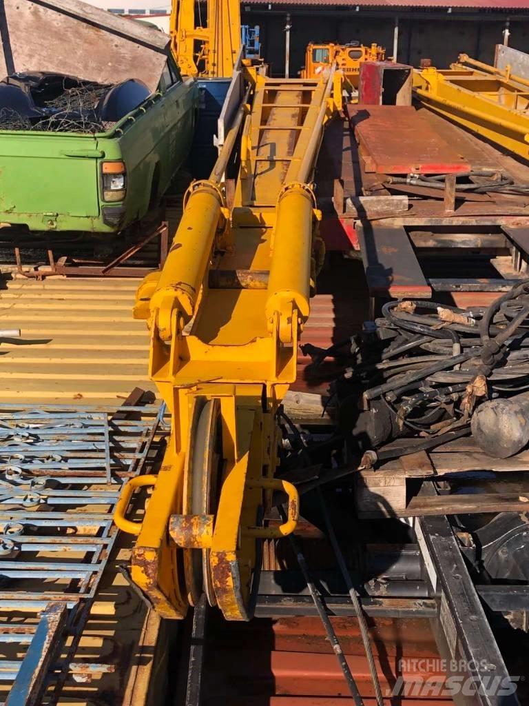 Kobelco RK 450 Ruwterrein kranen