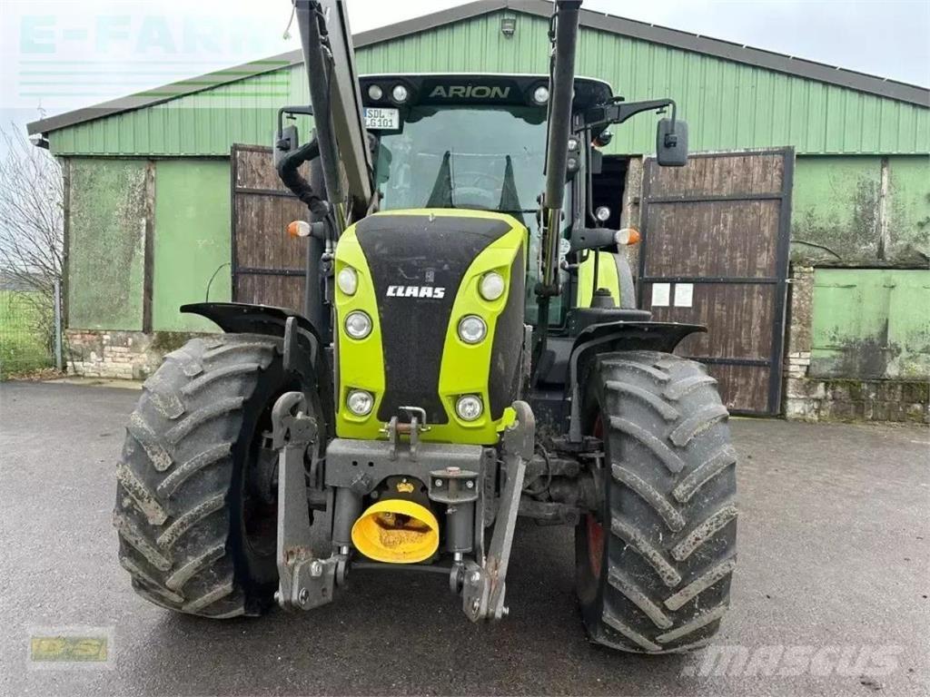 CLAAS arion 620 Tractoren