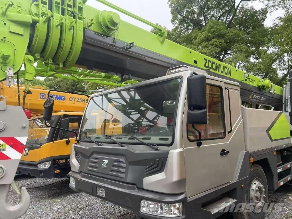 Zoomlion 25 Ton Kranen voor alle terreinen