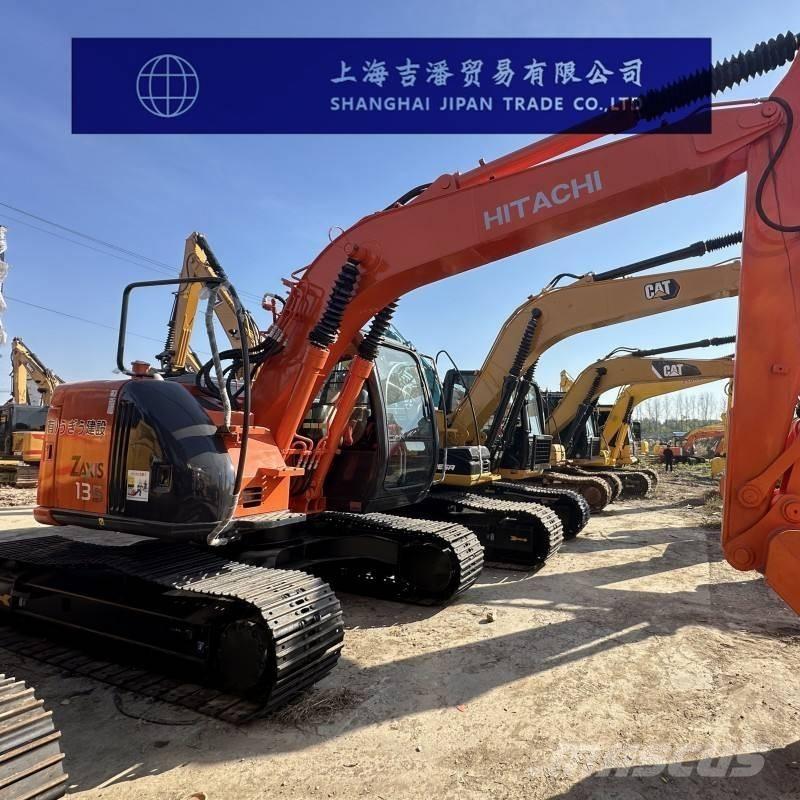 Hitachi ZX 135 Rupsgraafmachines