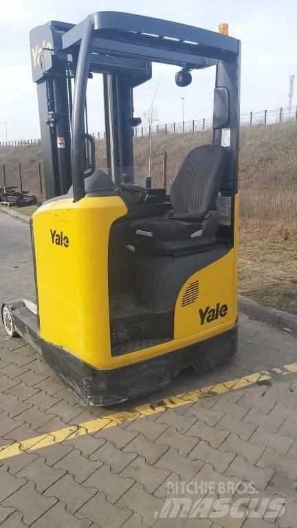 Yale MR14 Reachtruck voor hoog niveau