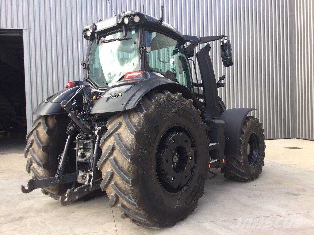 Valtra Q265 Tractoren