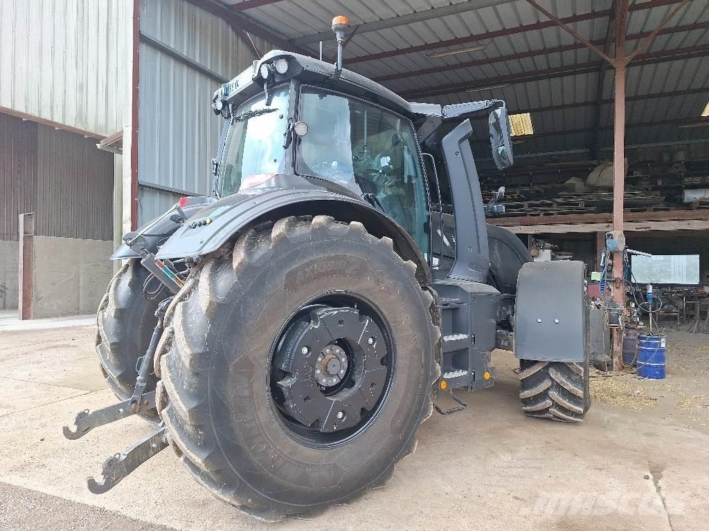 Valtra Q265 Tractoren