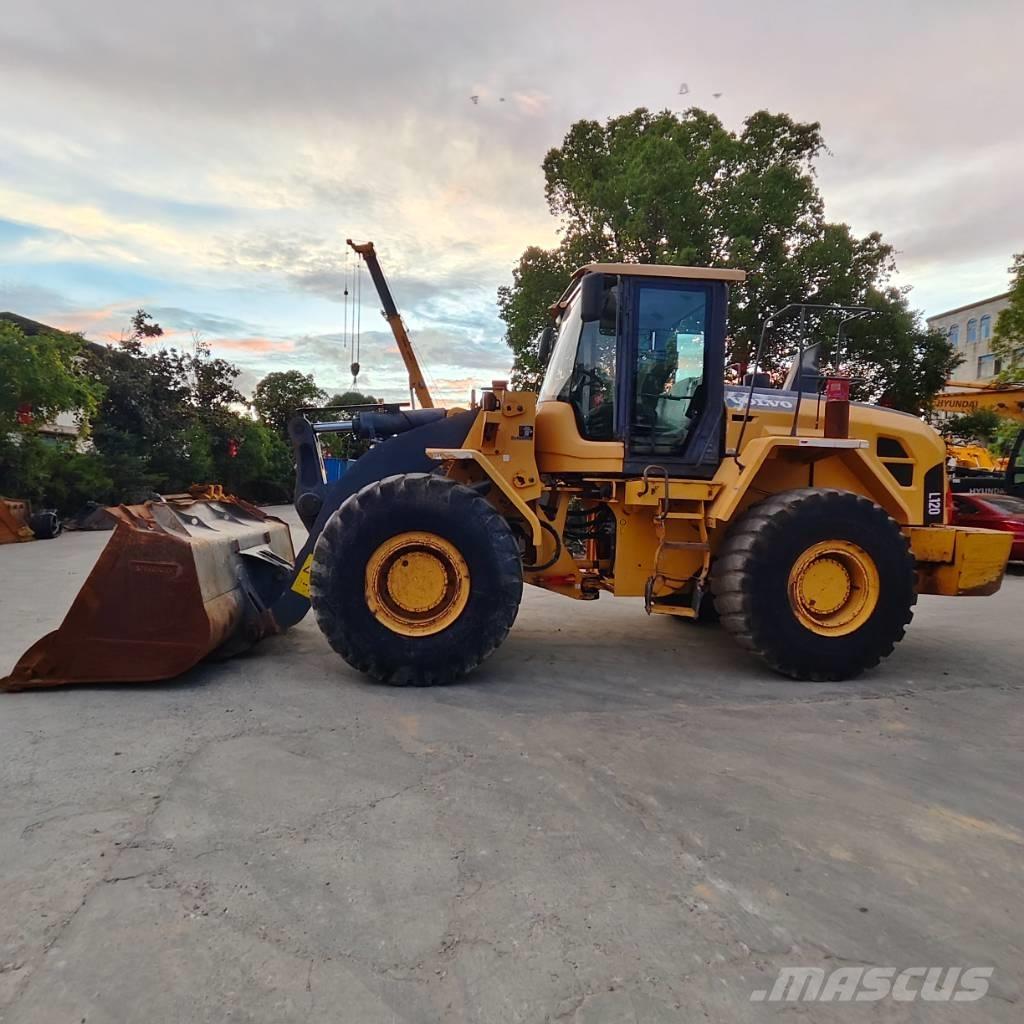 Volvo L 120 Wielladers