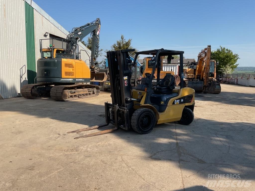 CAT DP30NT Diesel heftrucks