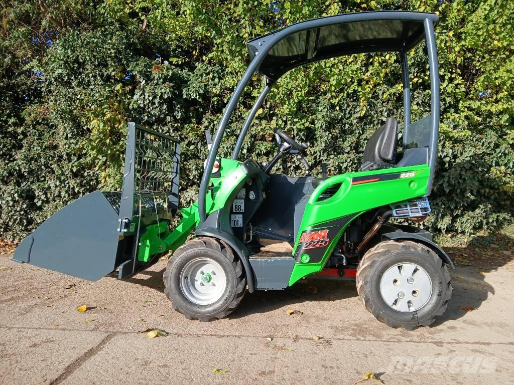 Avant 225 Knik- en schrankladers