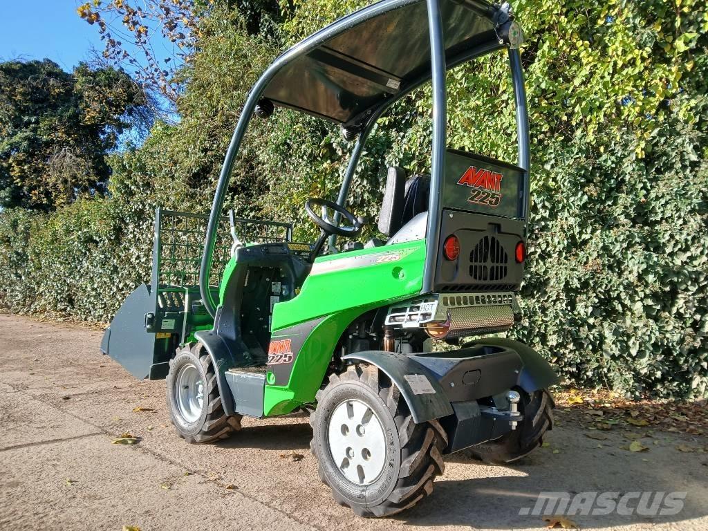 Avant 225 Knik- en schrankladers