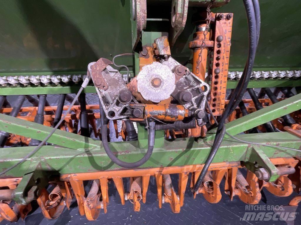 Amazone D 8 - 30 E Zaaimachines