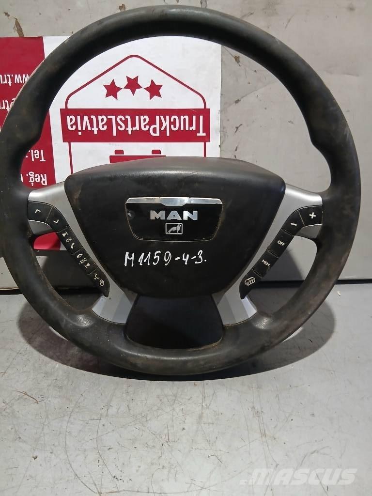 MAN TGX    81464306027 Cabine en interieur