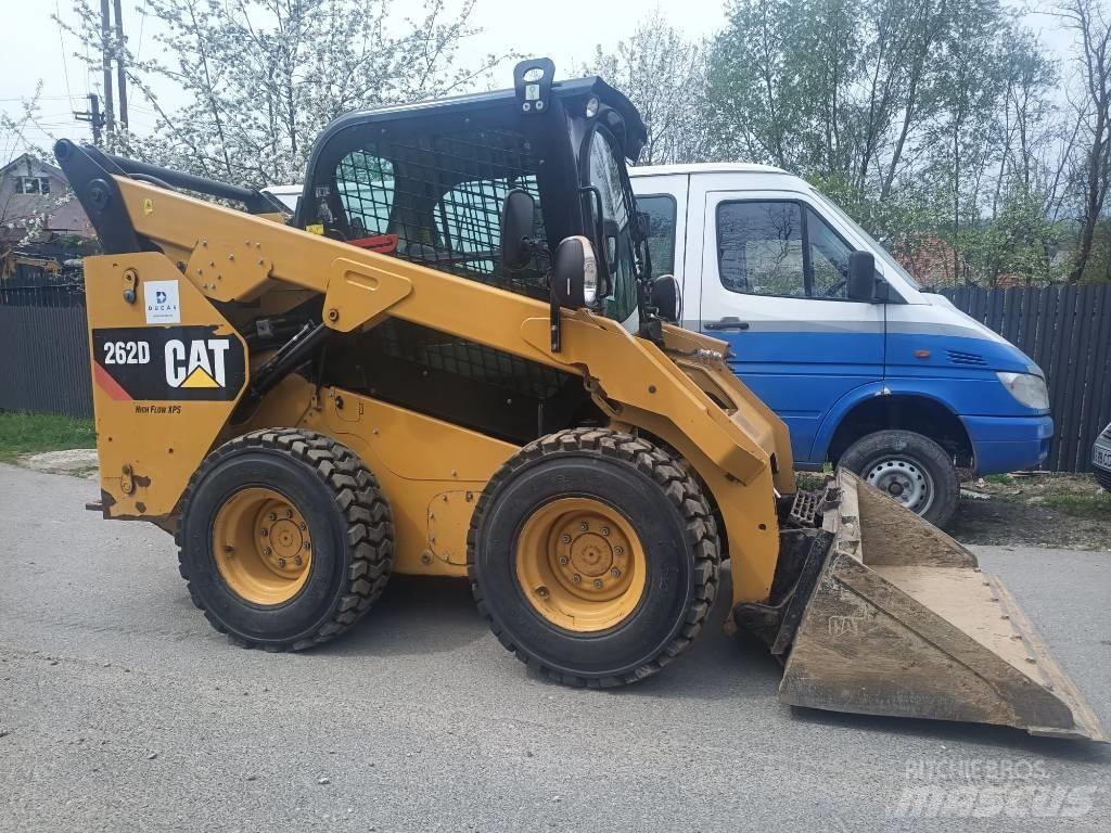 CAT 262 D XPS Schrankladers