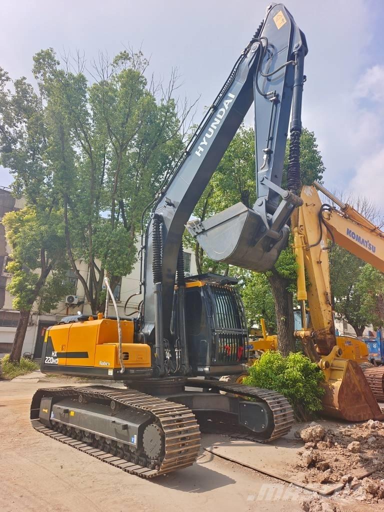 Hyundai HX 220 HD Rupsgraafmachines