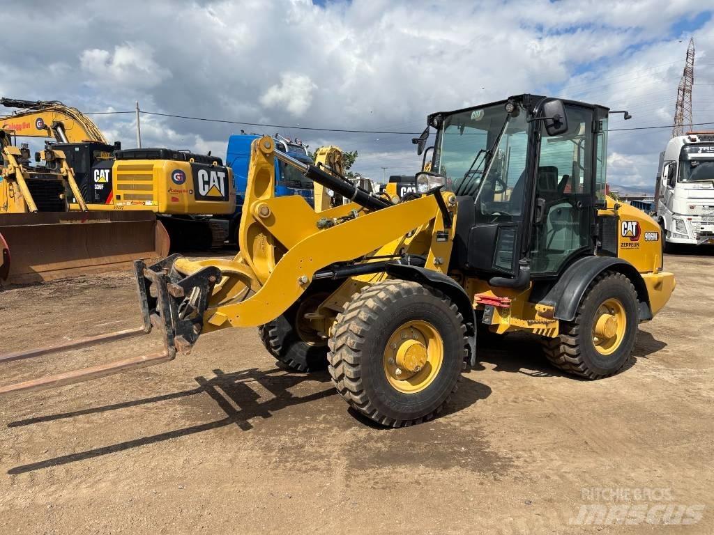 CAT 906 M Wielladers