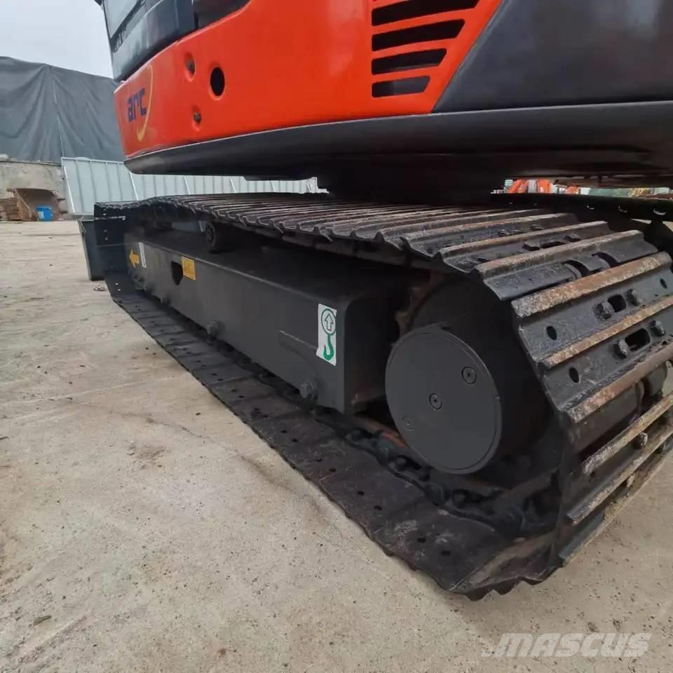 Hitachi ZX60U Minigraafmachines < 7t