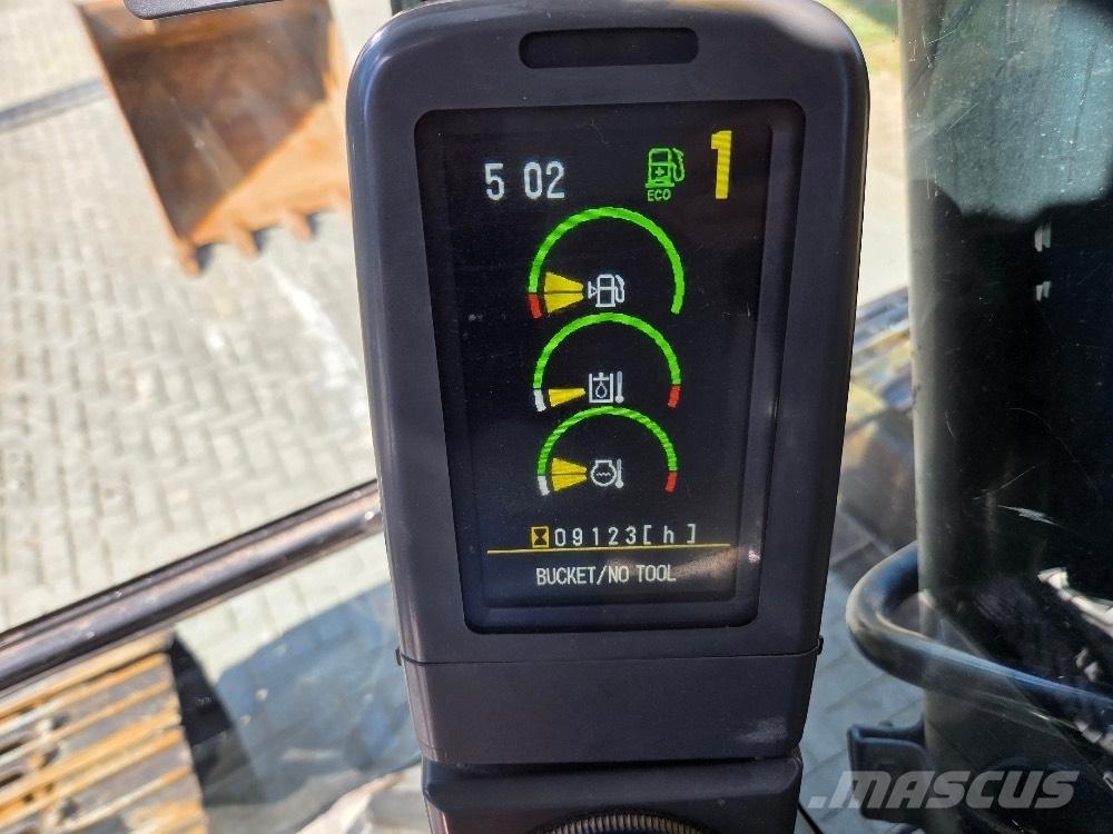 CAT 323DL Rupsgraafmachines