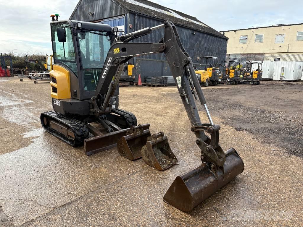 Volvo ECR 25 D Minigraafmachines < 7t