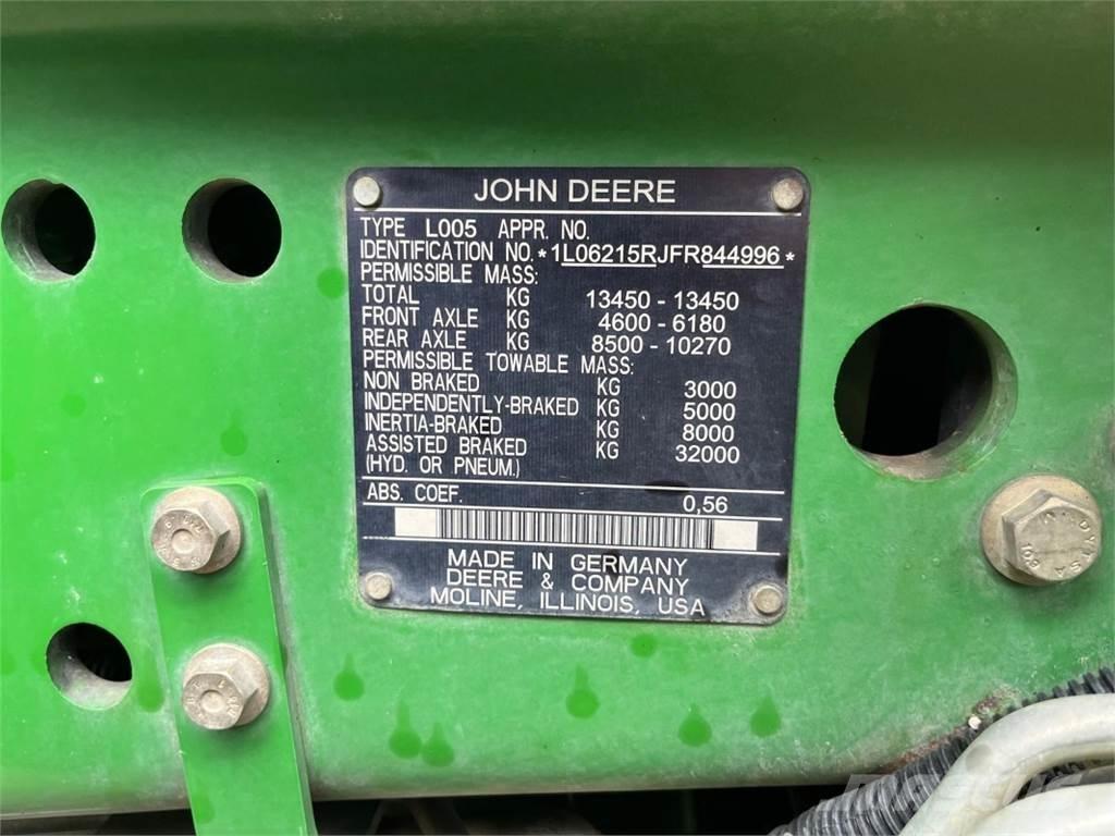 John Deere 6215R Tractoren