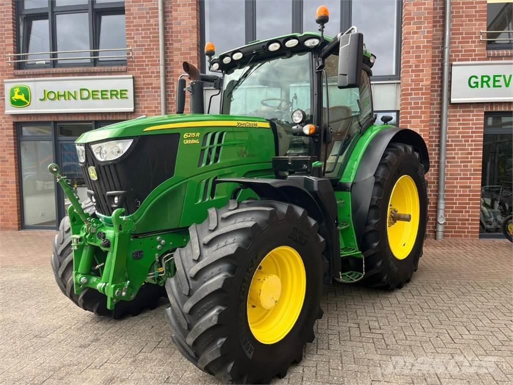 John Deere 6215R Tractoren