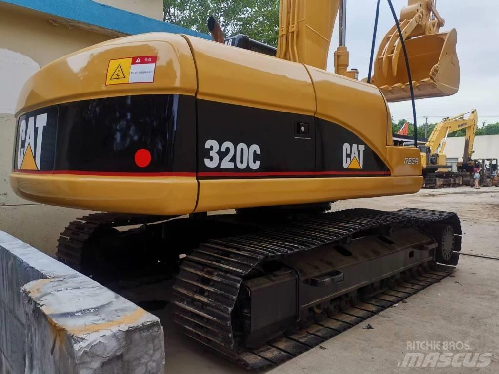 CAT 320 C Rupsgraafmachines