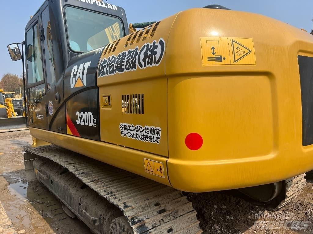 CAT 320 D Rupsgraafmachines