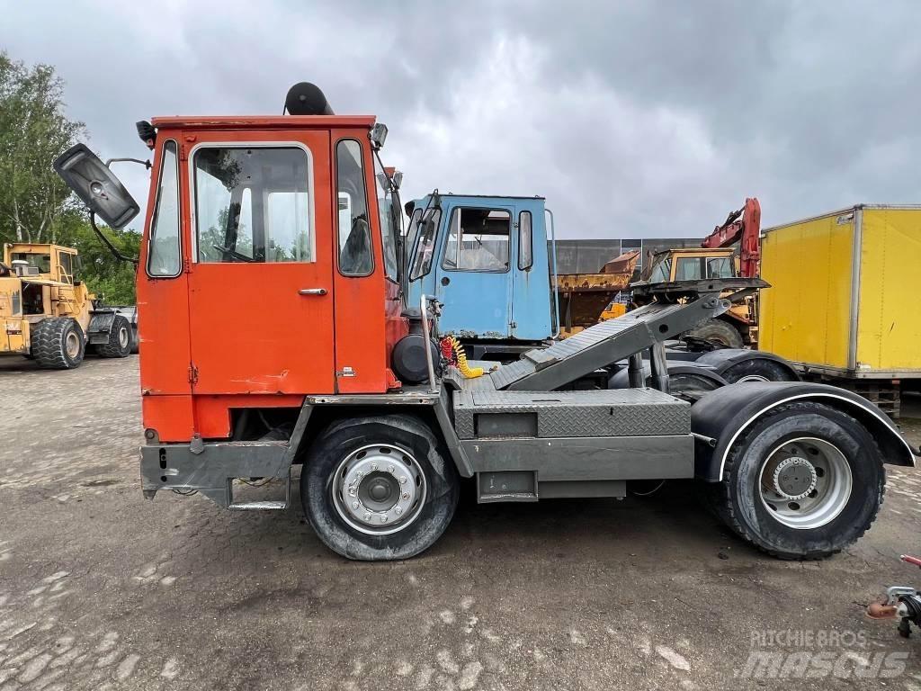 Bollnäs BT25T Terminaltrekkers
