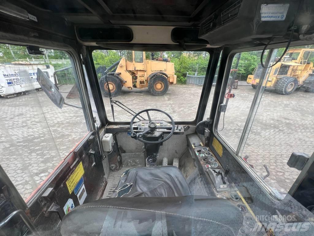 Bollnäs BT25T Terminaltrekkers