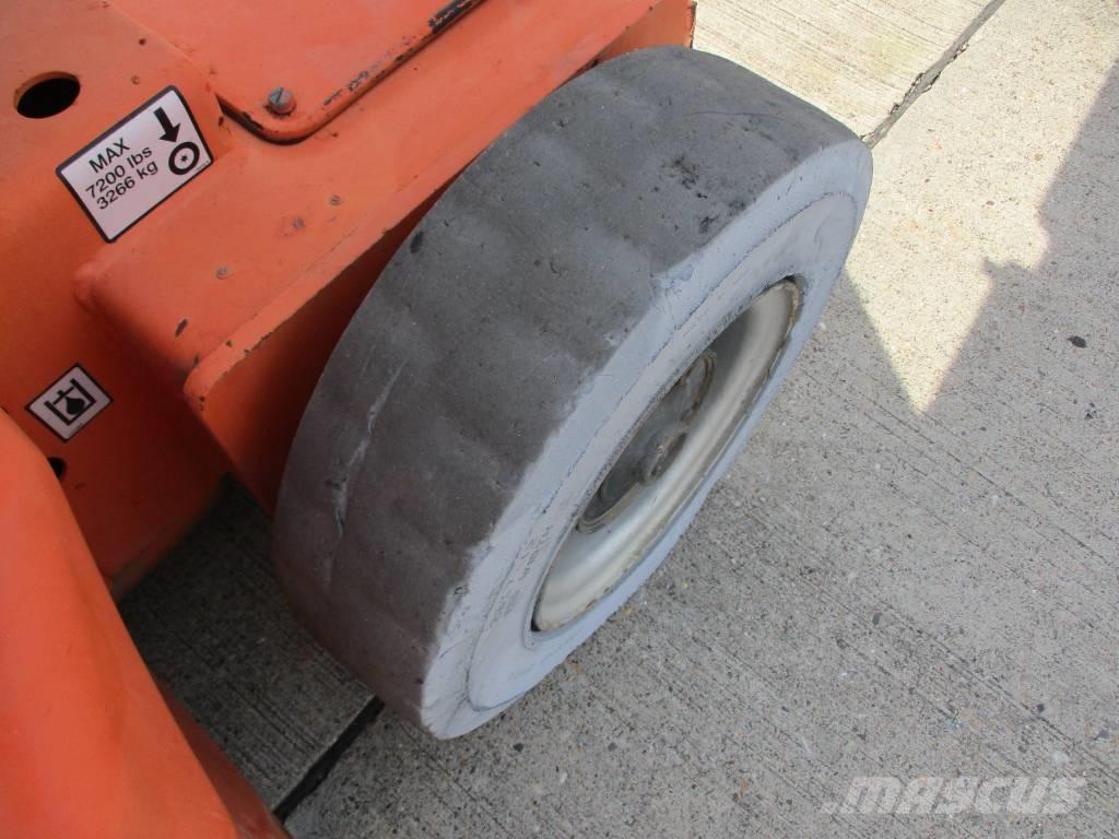JLG E 400 AJPN (745) Zelfrijdende knikarm hoogwerker