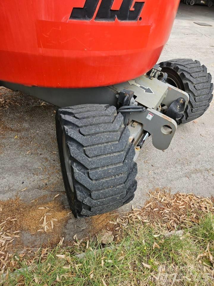 JLG 450 AJ Knikarmhoogwerkers