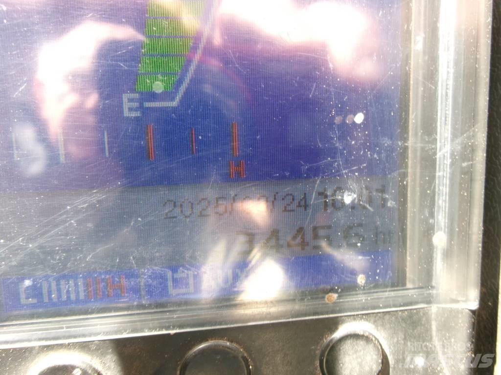 Takeuchi TB 240 Minigraafmachines < 7t