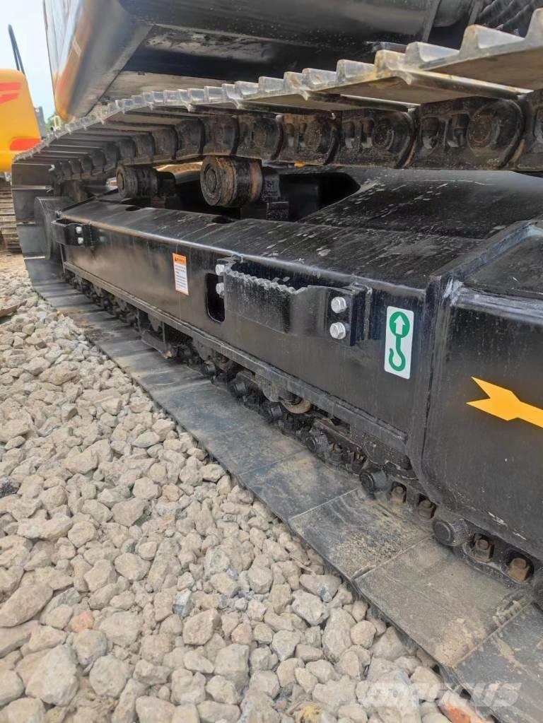 Sany SY 135 C Rupsgraafmachines