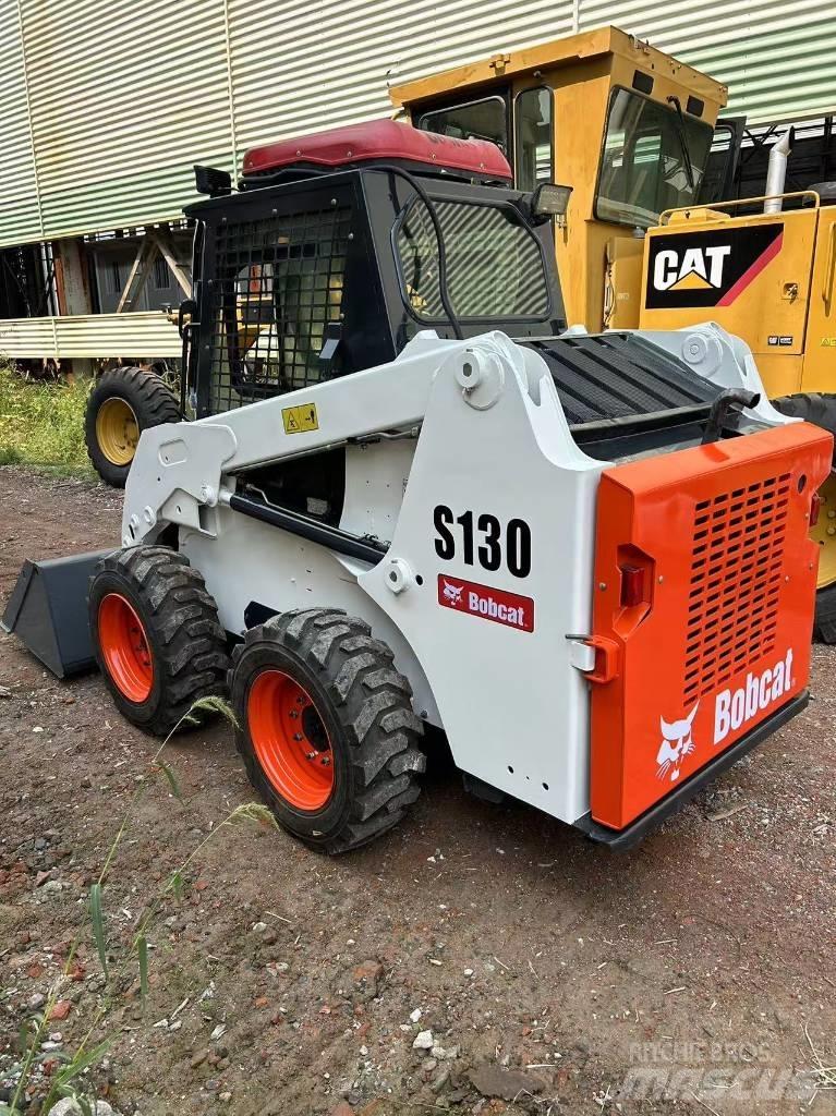 Bobcat S 130 Schrankladers