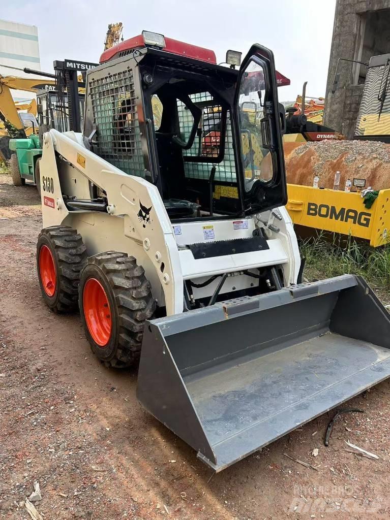 Bobcat S 130 Schrankladers