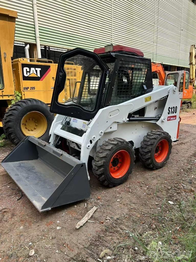 Bobcat S 130 Schrankladers