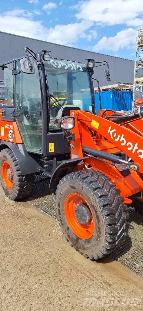 Kubota R 070 Wielladers