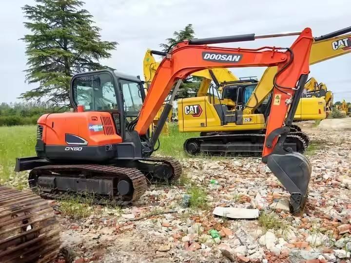 Doosan DX 60 Rupsgraafmachines