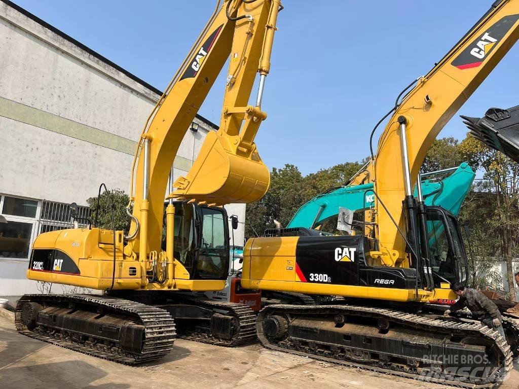 CAT 330 D L Rupsgraafmachines