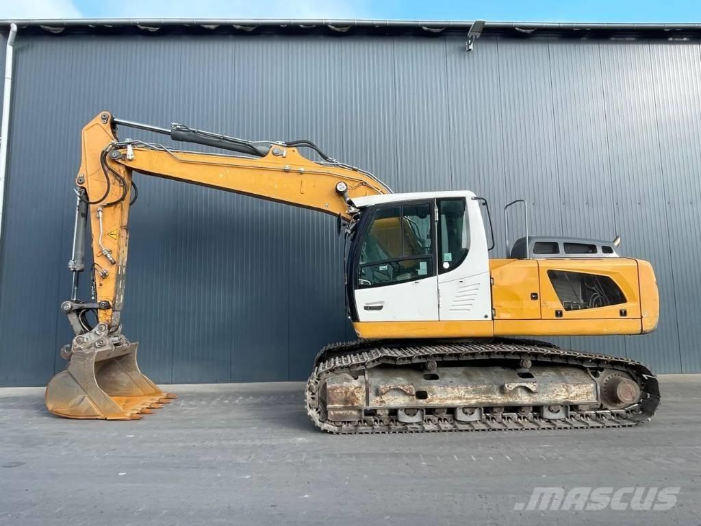 Liebherr R922 SLC Rupsgraafmachines