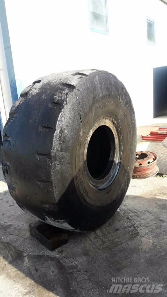 Goodyear 29,5R25 Banden, wielen en velgen