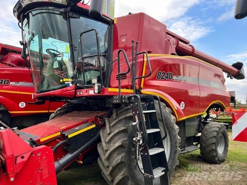 Case IH 8240 Maaidorsmachines